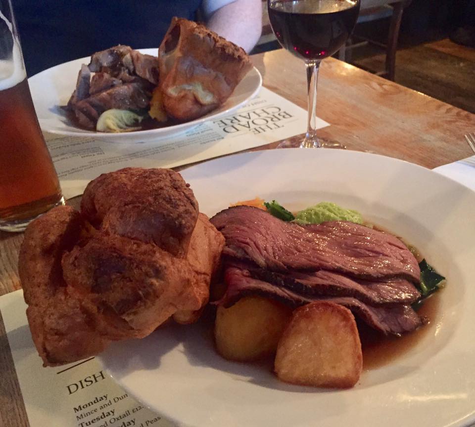 Sunday Lunch at The Broad Chare Pub, Newcastle Quayside A Review