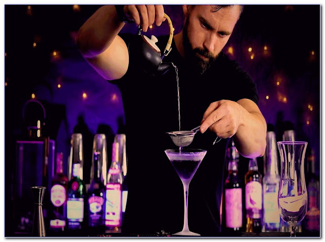 Free ONLINE Bartending COURSE
