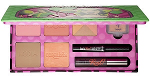 A Real Cheeky Party Holiday Blush Palette, shopping guide by barbies beauty bits