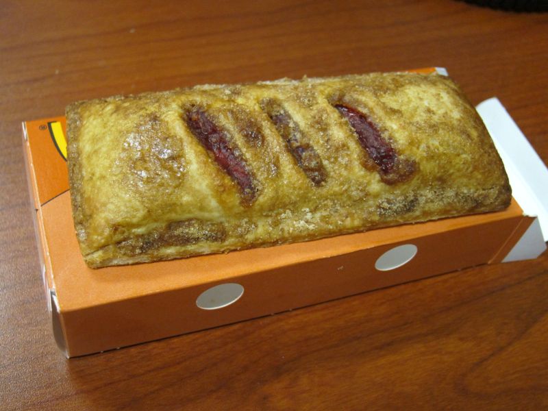 Review McDonald's Baked Strawberry Pie Brand Eating