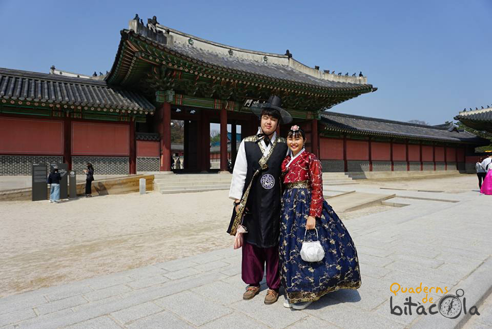 El hanbok, el vestido tradicional coreano ~ Quaderns de bitàcola