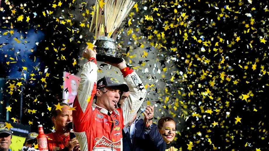 Kevin Harvick wins his first NASCAR Sprint Cup Series championship.