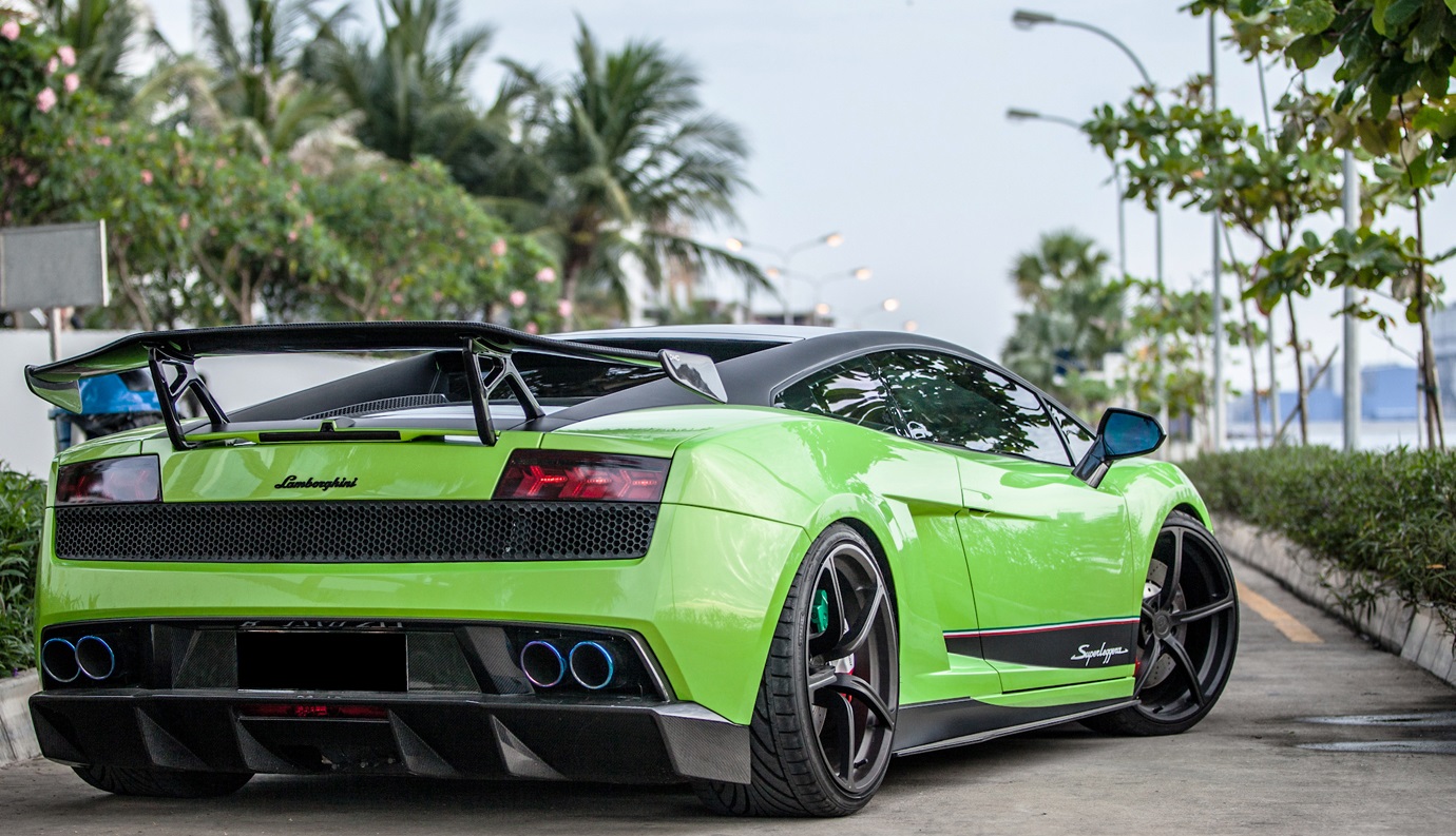 Lamborghini Gallardo Superleggera White