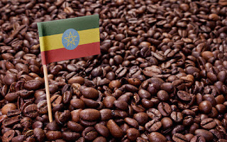 Cuentan que el café se descubrió en Etiopía Café con bandera