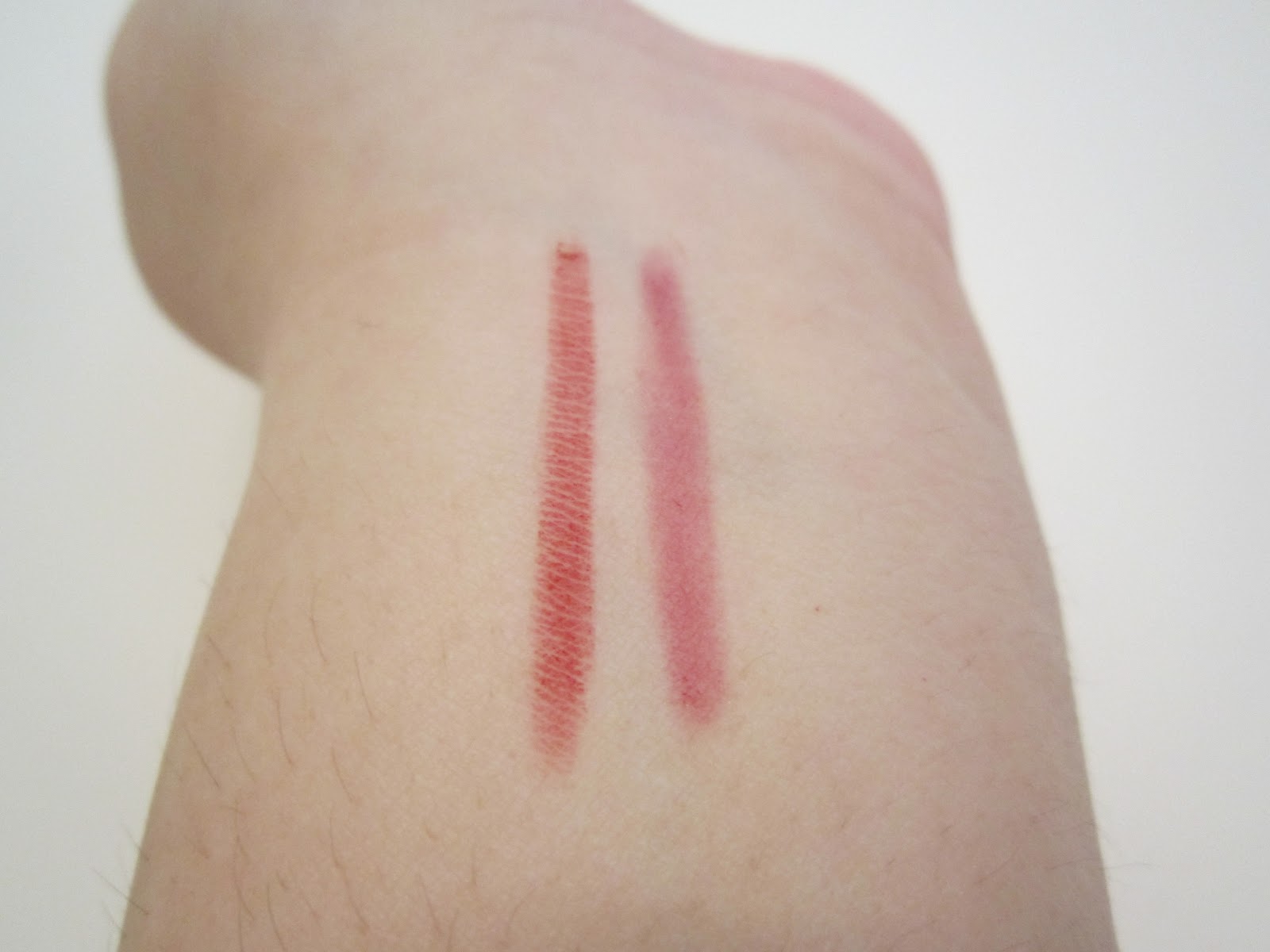 My Makeup Issues Clinique Quickliner For Lips in 12 Deep Red and 29