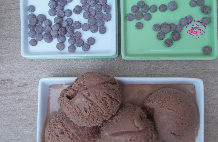 Helado de chocolate casero