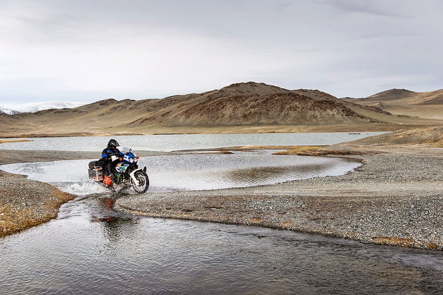 Mongolia - We Quit Our Jobs And Took A Moto Adventure From The Netherlands To Mongolia