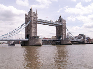 tower bridge in london