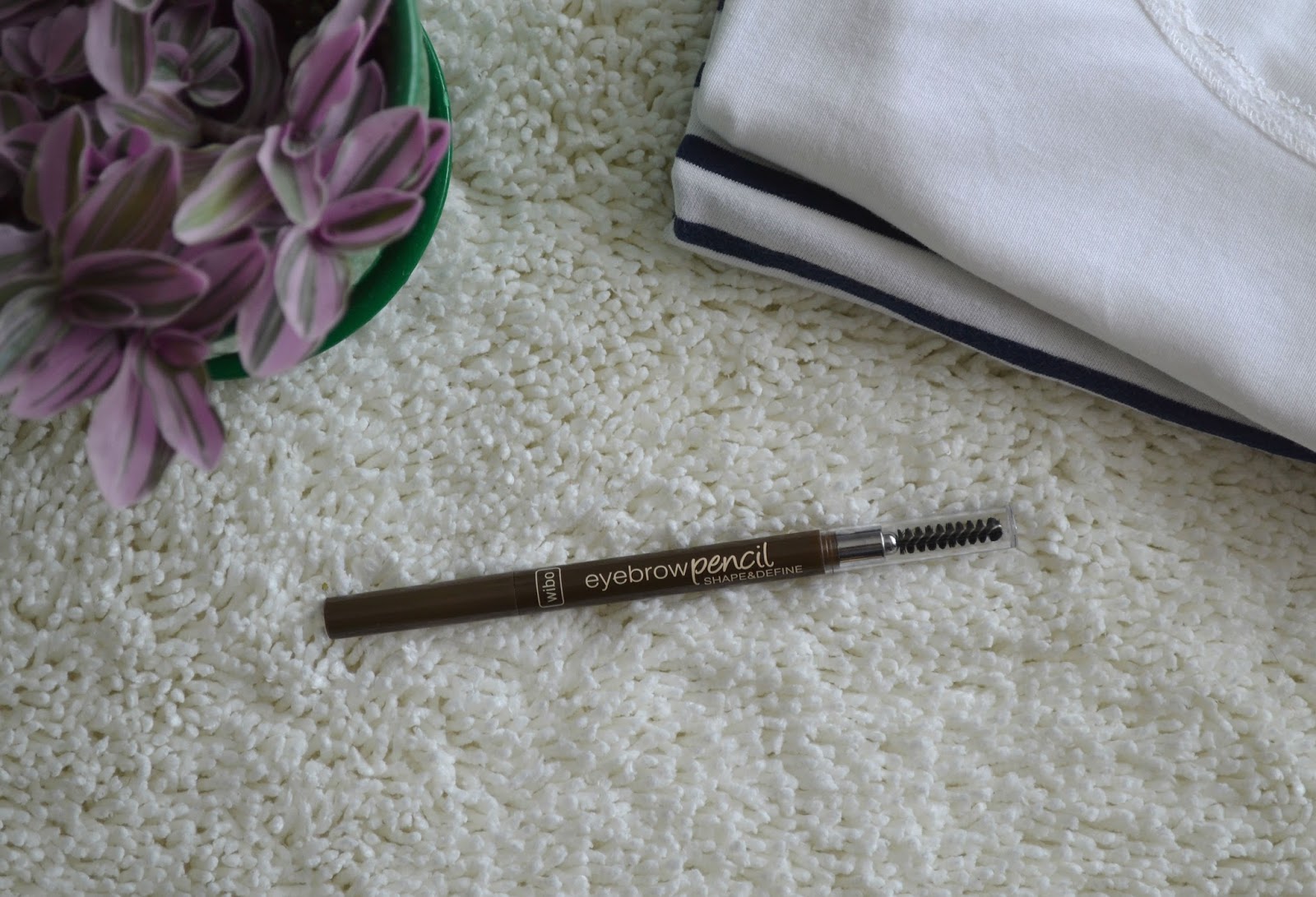 Wibo Eyebrow Pencil - jak sprawdza się kredka do brwi od Wibo?