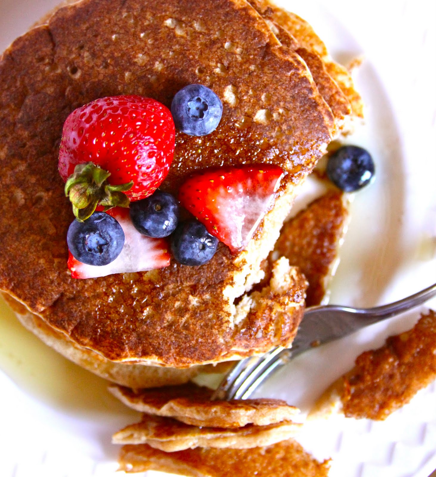 foodie fridays: spelt pancakes with berries - Climbing Grier Mountain