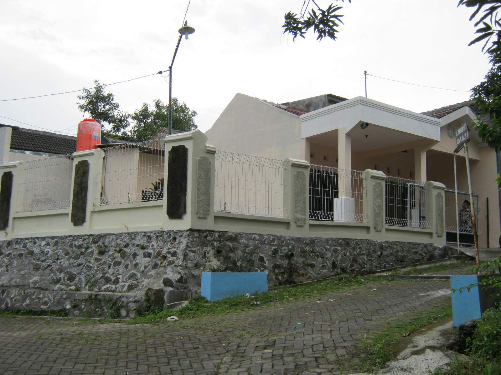 INFORMASI INVESTASI: Dijual Rumah Huk di Griya Beringin Asri Ngaliyan