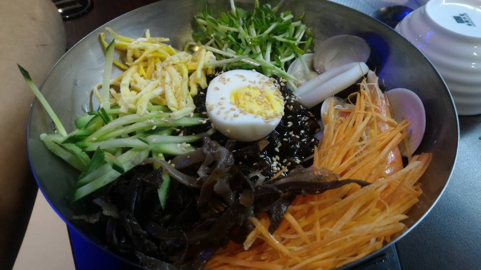 【新莊美食】韓國料理 韓味軒，眾多小菜吃到飽唷