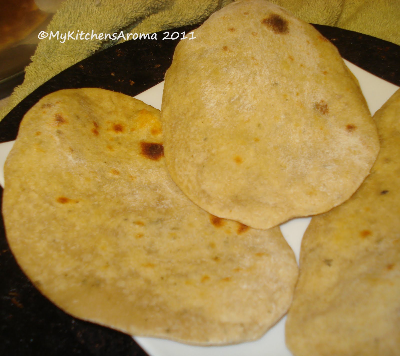 The Sizzling Pan "Everyday Cooking" Whole Wheat Tandoori Naan