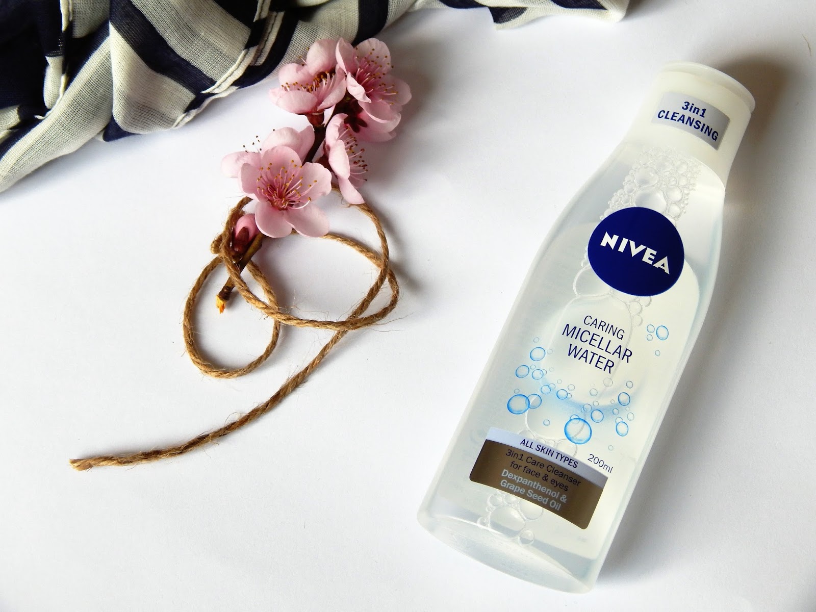 MATURE SKIN CARE : Nivea micelarna voda 3 u 1