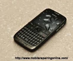 android blackberry cell phone won't restart after it got wet