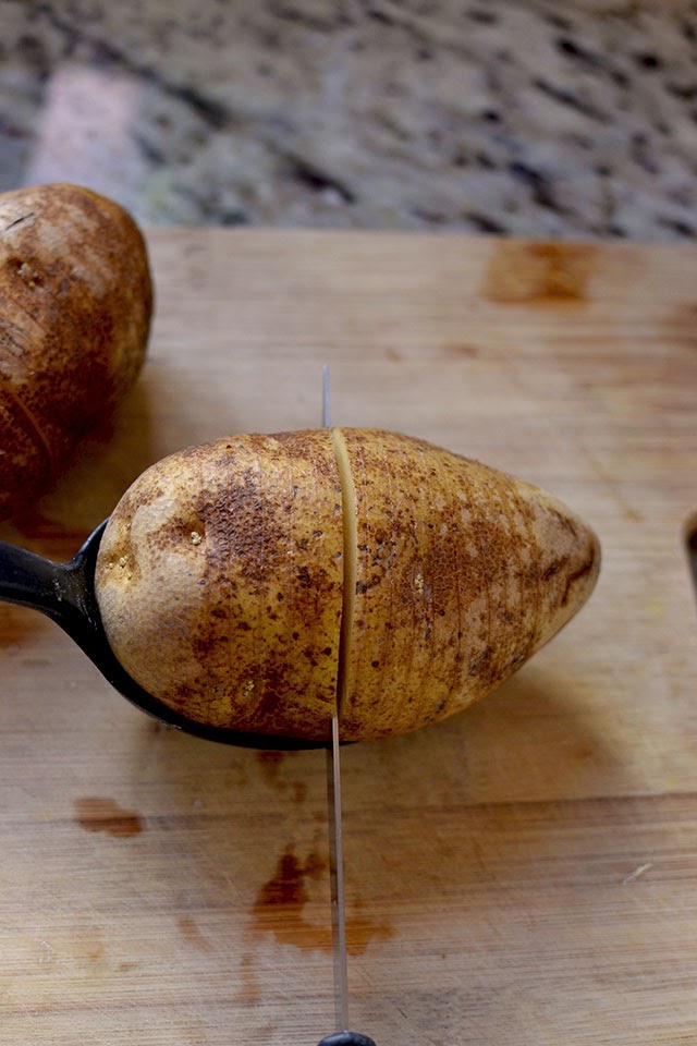 How to slice a potato for Hasselback potatoes