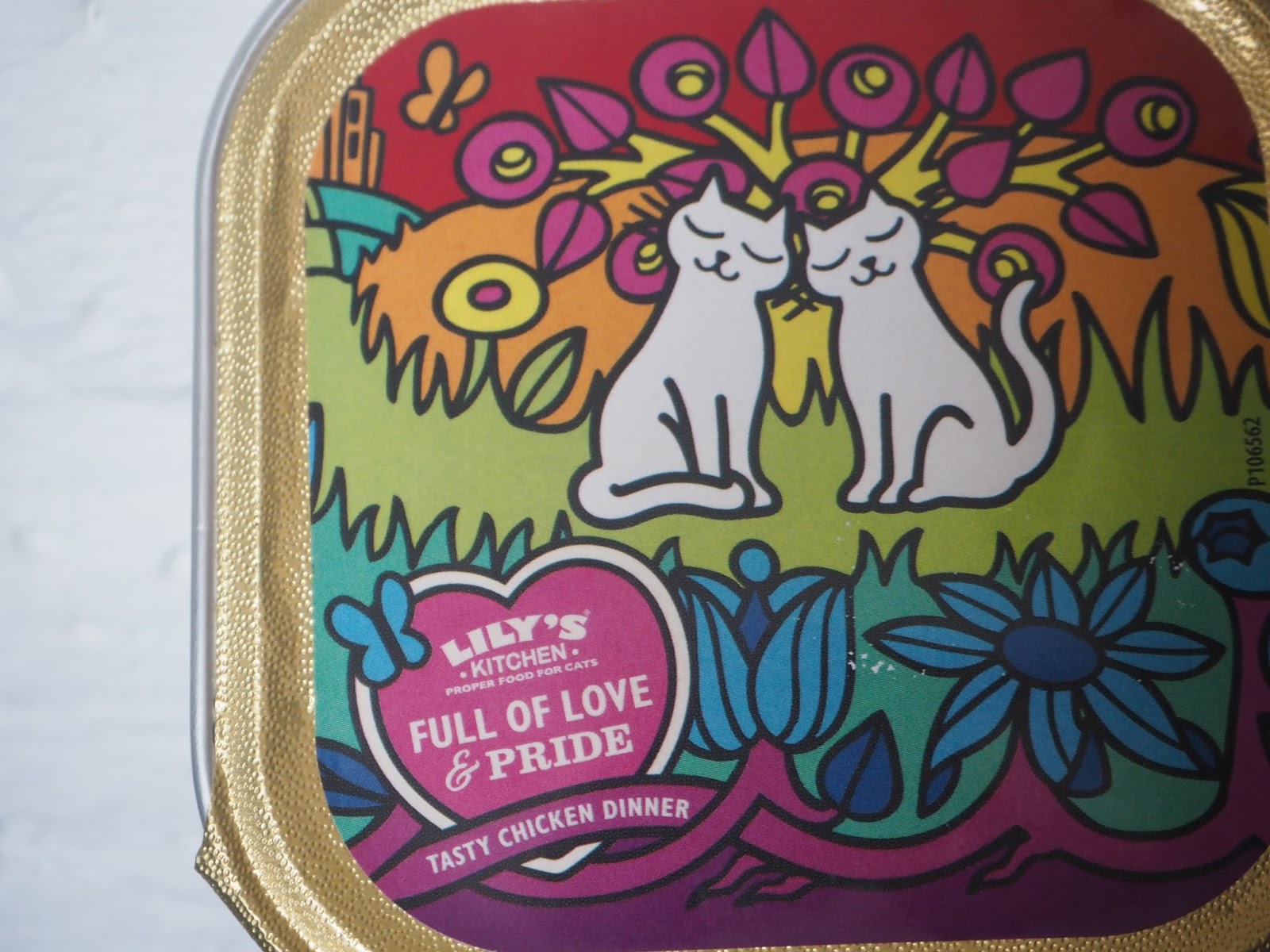 Lily's Kitchen Full of Love & Pride In Between Days