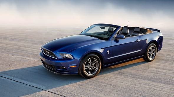 2014 Ford Mustang V6 convertible