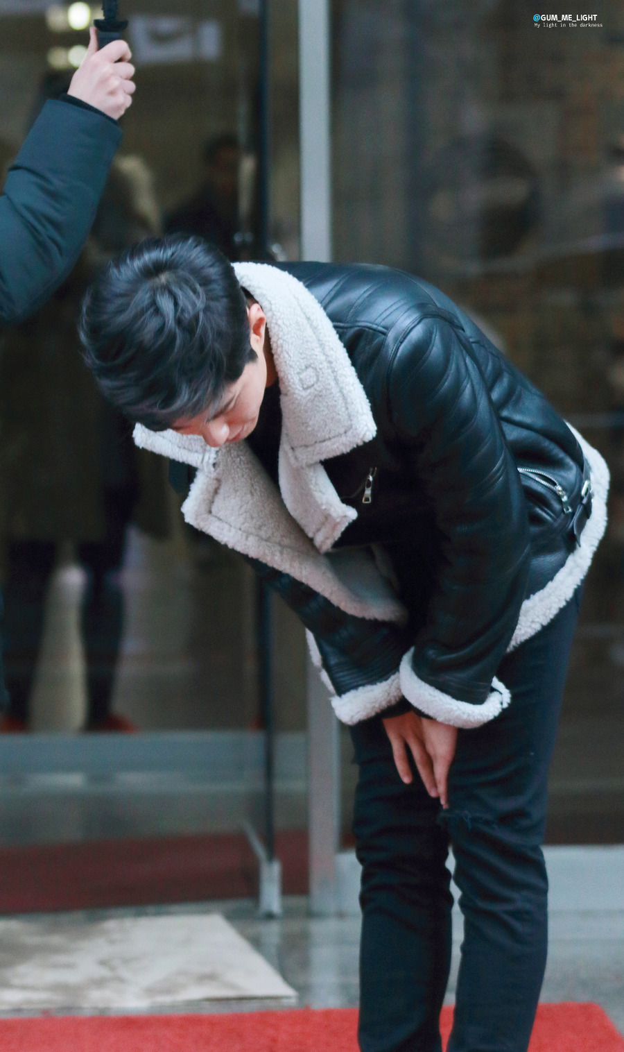 박보검 뮤뱅 출근길 + | 인스티즈