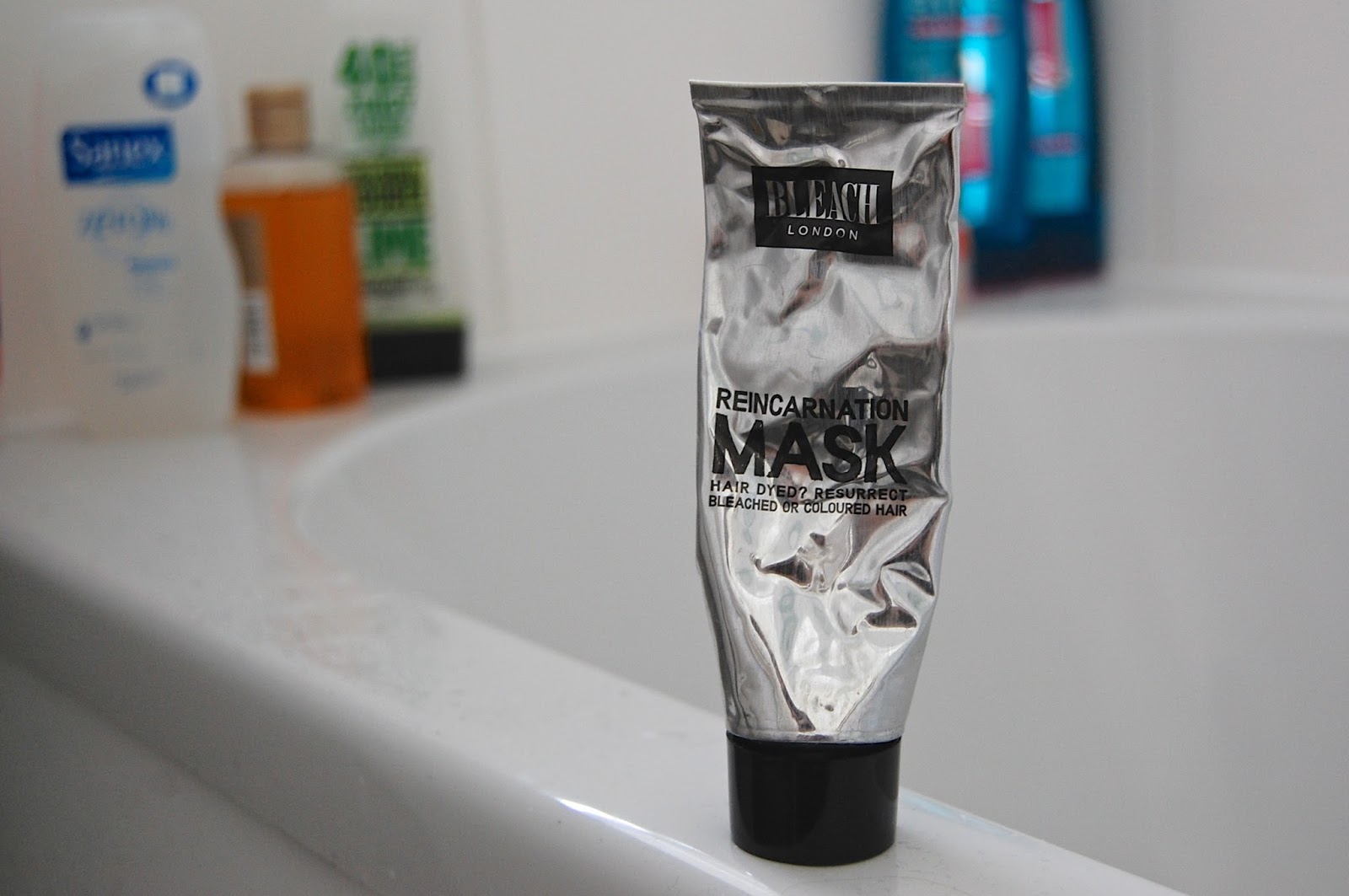 HAUS OF AMY Review Bleach London Reincarnation Mask