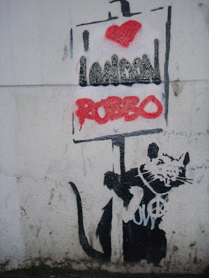 http://4.bp.blogspot.com/-Dhgf7UpLrK4/Tg0dsAu37kI/AAAAAAAACr8/0bCTdHx1IhE/s400/Banksy-Robbo-3.jpeg
