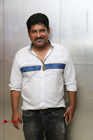 Kollywood Celebrities Pos at Inayathalam Premiere Show .COM 0007.jpg Kollywood Celebrities Pos at Inayathalam Premiere Show .COM 0007.jpg