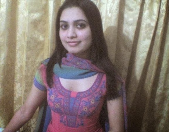 Bangladeshi Sexy Girl Smiling On Cam Sexy Girl Image Hd