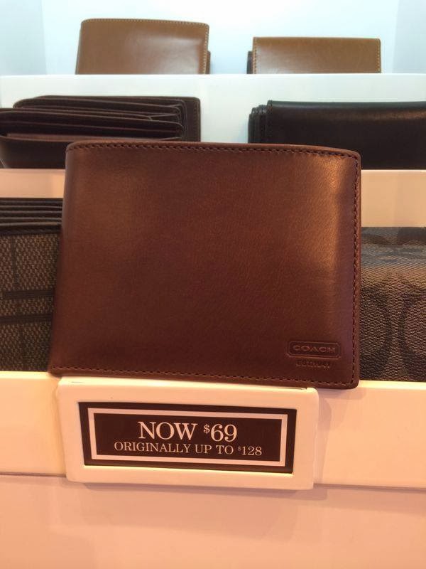 The Chic Sac: Coach Men&#39;s Wallet on Sale!