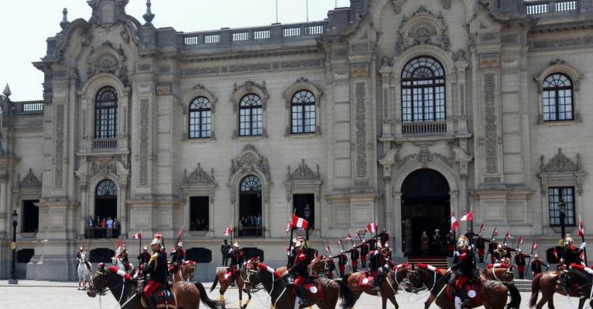 Ministro de Educación Idel Vexler presidirá tradicional Cambio de Guardia en Palacio de Gobierno Ministro de Educación Idel Vexler presidirá tradicional Cambio de Guardia en Palacio de Gobierno