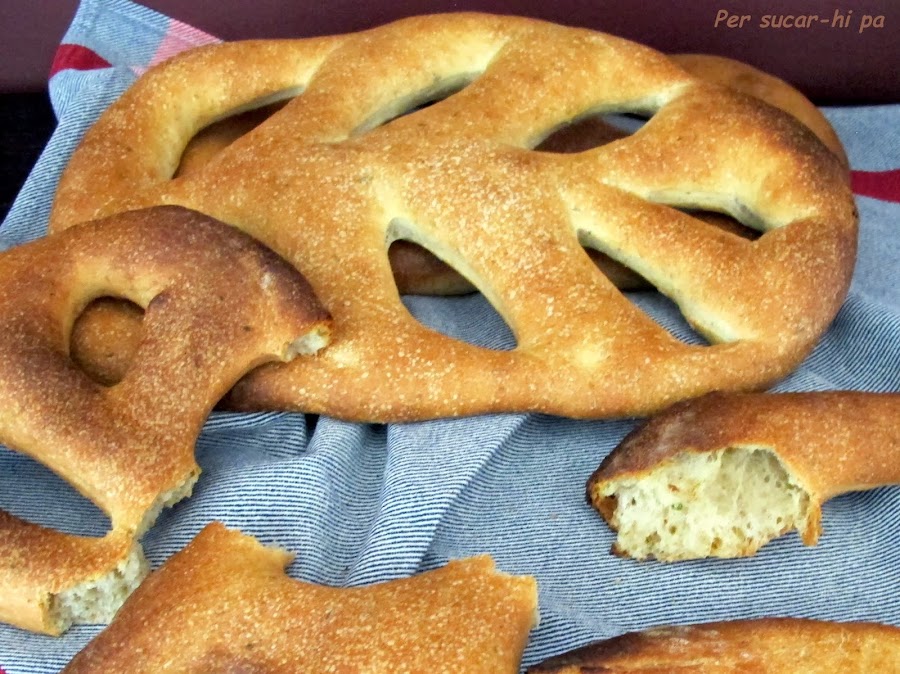 http://persucar-hipa.blogspot.com.es/2013/10/fougasse-provenzal.html