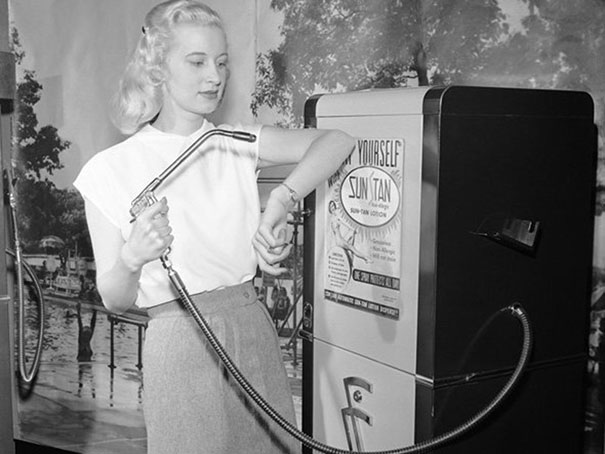 Suntan vending machine, 1949 Suntan vending machine, 1949