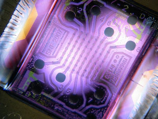 microchip with an array of 64 nanosensors