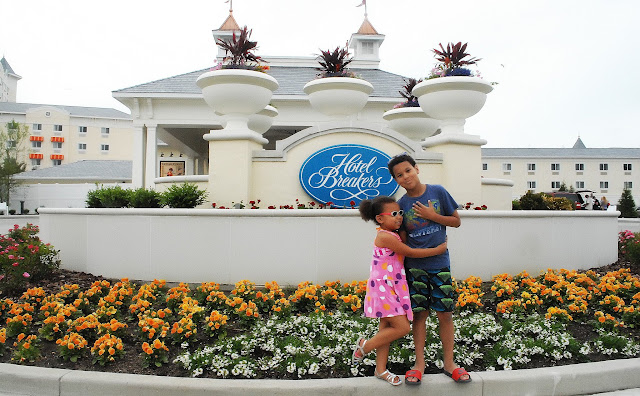 The gorgeous @CedarPoint Hotel Breakers #bloggingatCP