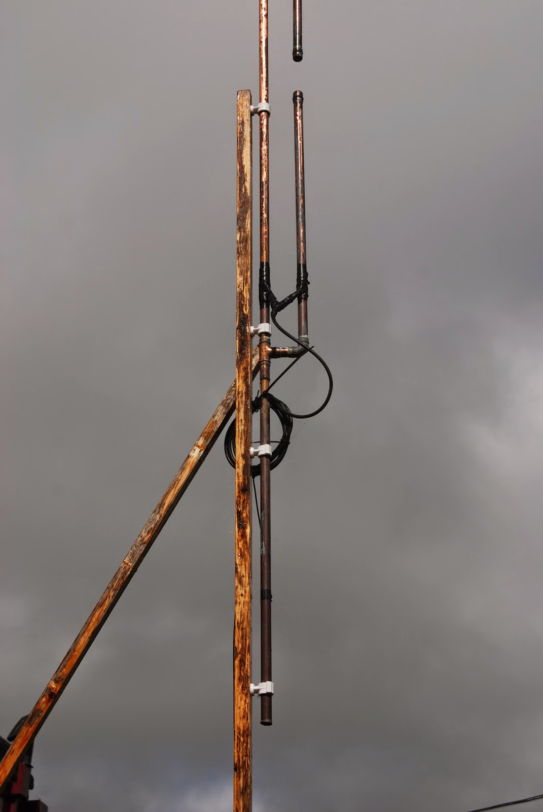 RealWorld Amateur Radio Slim Jim Antennas and the Fixing Problem Solved.