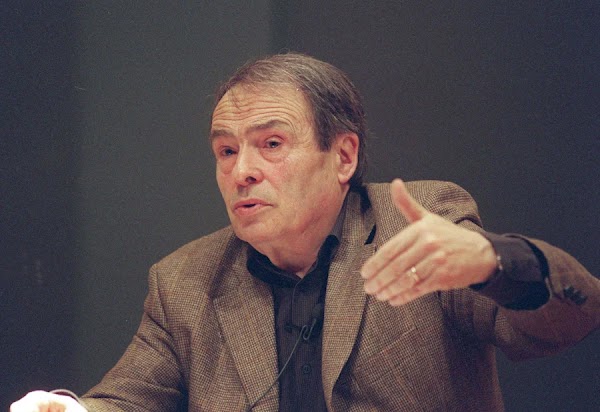 Pierre Bourdieu | Campo de Poder, campo intelectual Pierre Bourdieu | Campo de Poder, campo intelectual