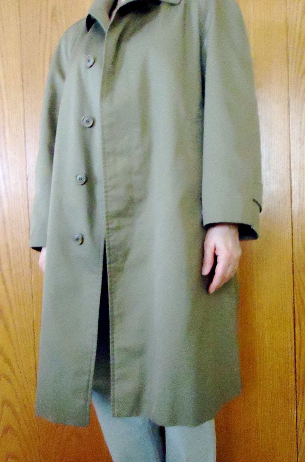 Closet Fashion Content Analysis: Spring Coats and Jackets