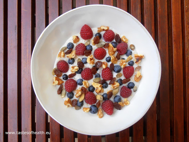 porridge, oats, health benefits, whole grains, healthy breakfast, health, healthy, recipes