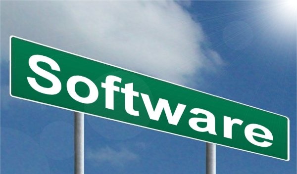 Bahaya Menggunakan Software Bajakan (Mitos & Faktanya) Bahaya Menggunakan Software Bajakan (Mitos & Faktanya)