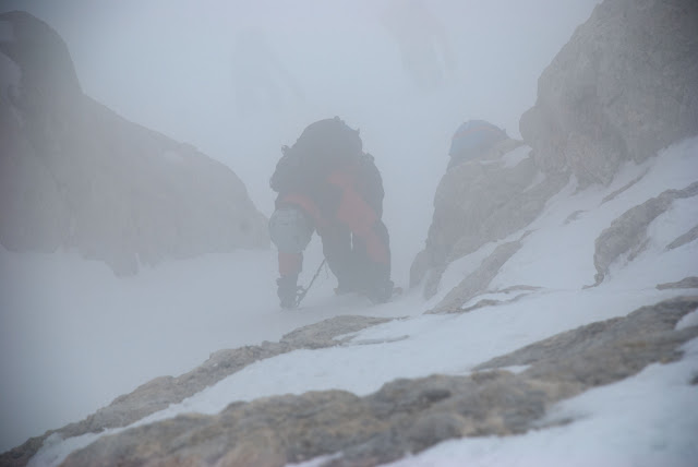 Corno Grande: la prima strettoia della Direttissima