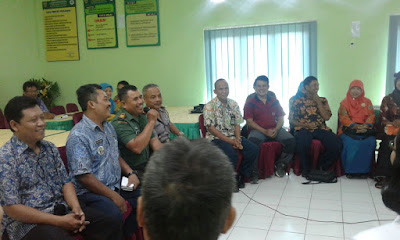 DANRAMIL HADIRI GIAT TANYA JAWAB TIM  SURVEYOR AKREDITASI DI PUSKESMAS TANON