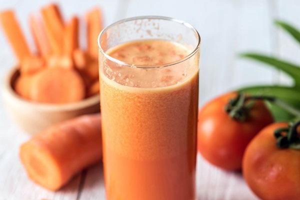 Jus wortel dan tomat bermanfaat untuk mata Jus wortel dan tomat bermanfaat untuk mata