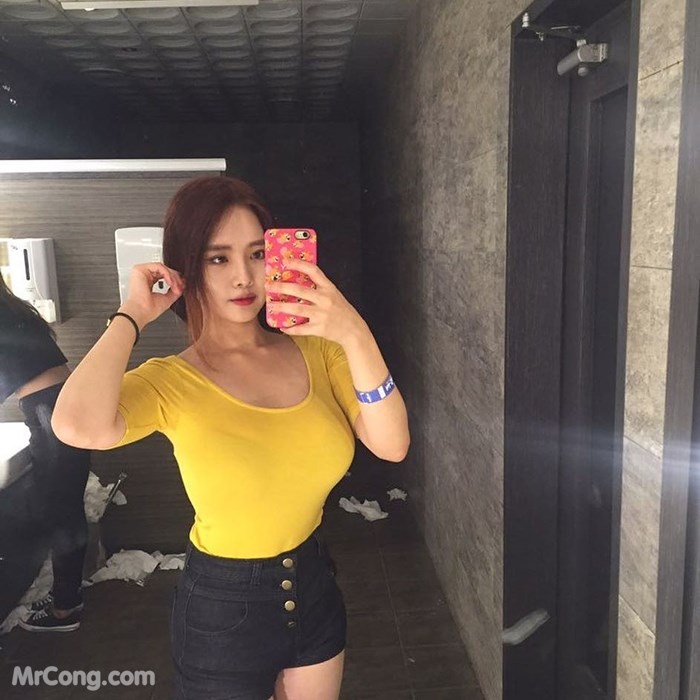 Yu Han (jeee622) Hot girl famous huge breasts social network (684 pictures)