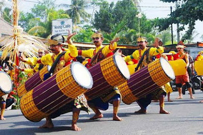 Tari Kecodak atau Tari Oncer Lombok Yang Semakin Tergerus Zaman