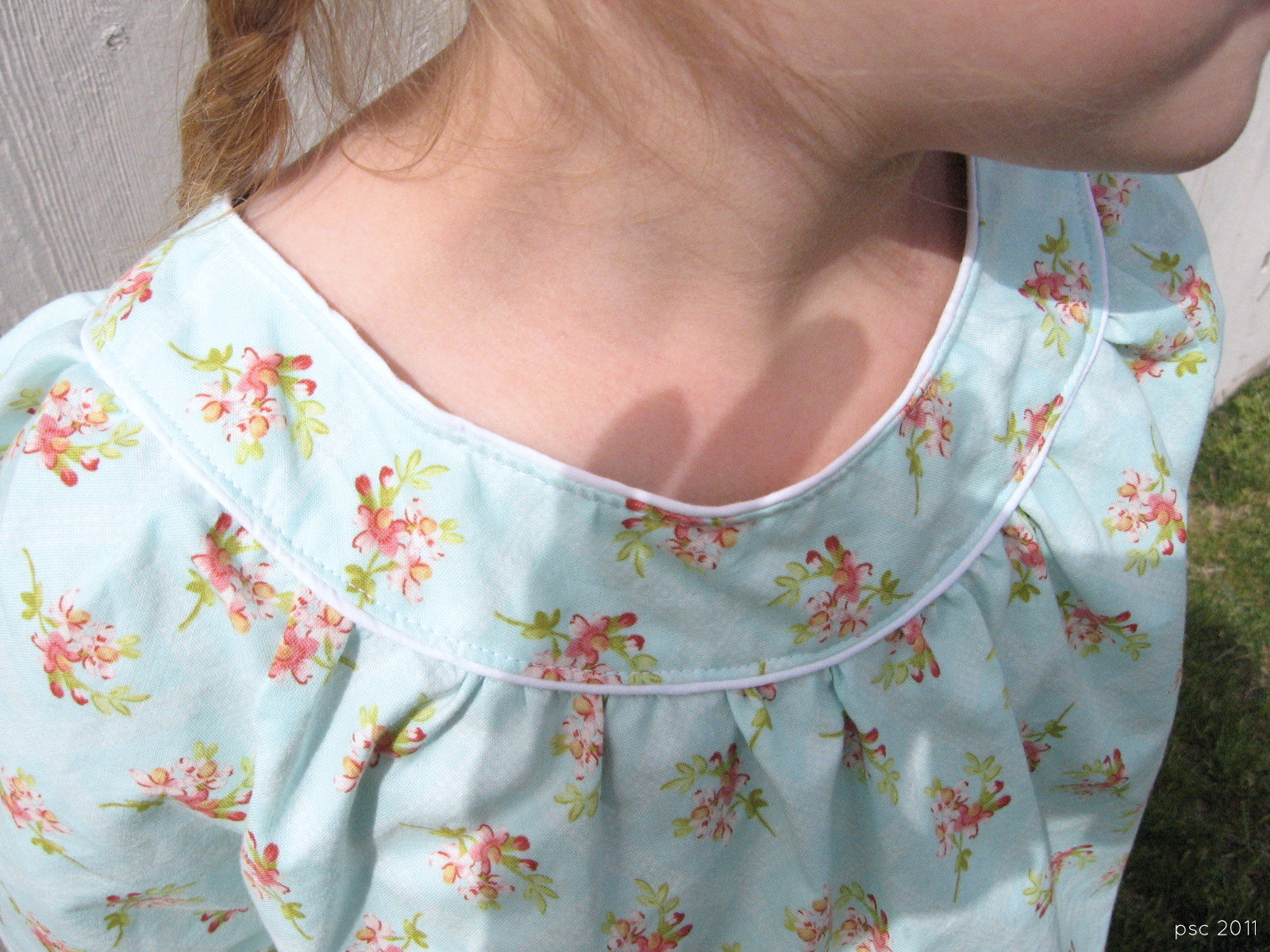 Pickup Some Creativity Banded Peasant Blouse Tutorial, Part Two.