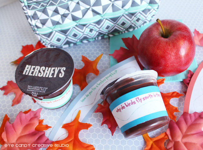 what to pack in kids lunch, Hershey's pudding cups, fall joke wraps, free