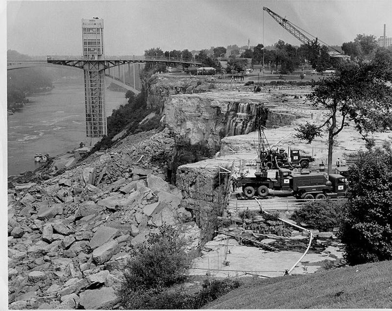 Momentos del Pasado: Las cataratas del Niágara sin agua en 1969