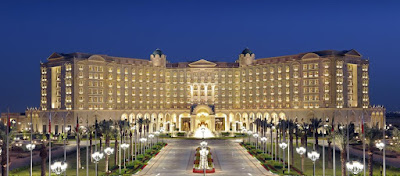 ΣΥΜΒΑΙΝΕΙ ΤΩΡΑ !!!! ΕΚΤΑΚΤΟ !!! Αναφορές για απόπειρα πραξικοπήματος στη Σαουδική Αραβία: Πυροβολισμοί στο Ριάντ