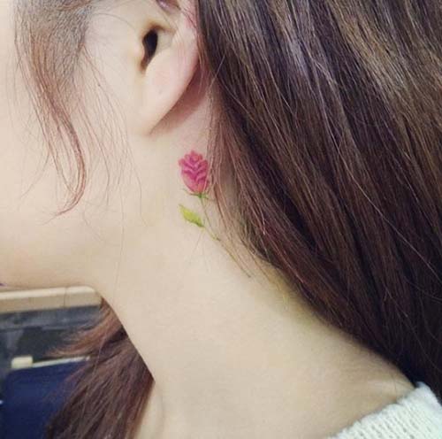 kulak arkası çiçek dövmesi behind ear flower tattoo 3 kulak arkası çiçek dövmesi behind ear flower tattoo 3