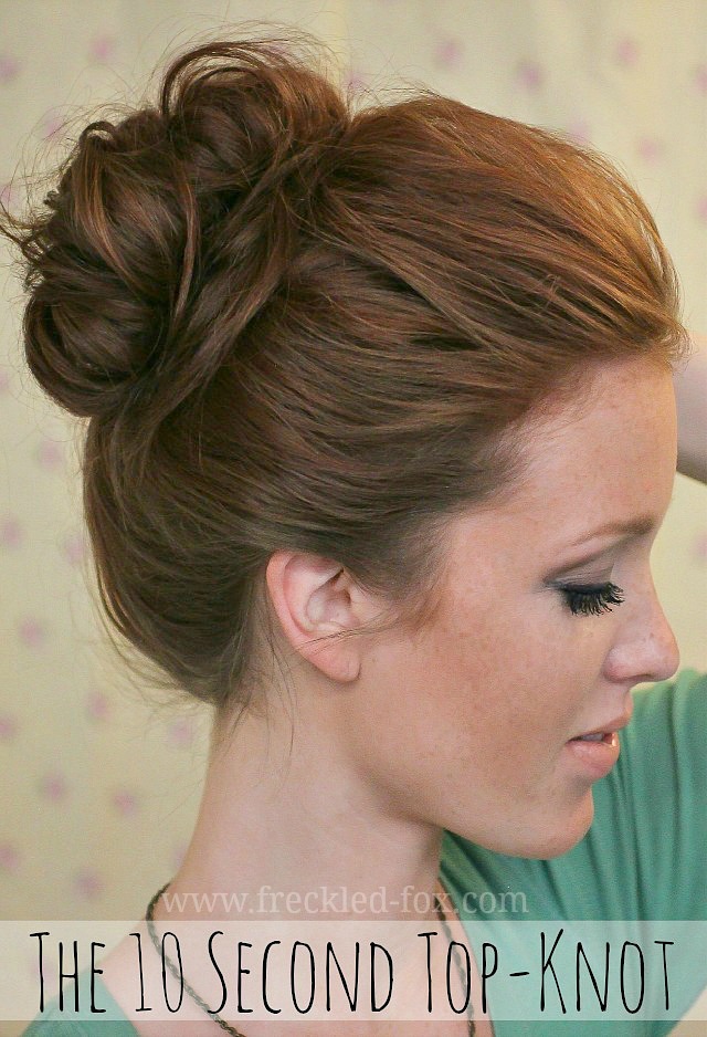 The Freckled Fox: 'The Basics' Hair Week, Tutorial #4: 10 Sec Top-knot