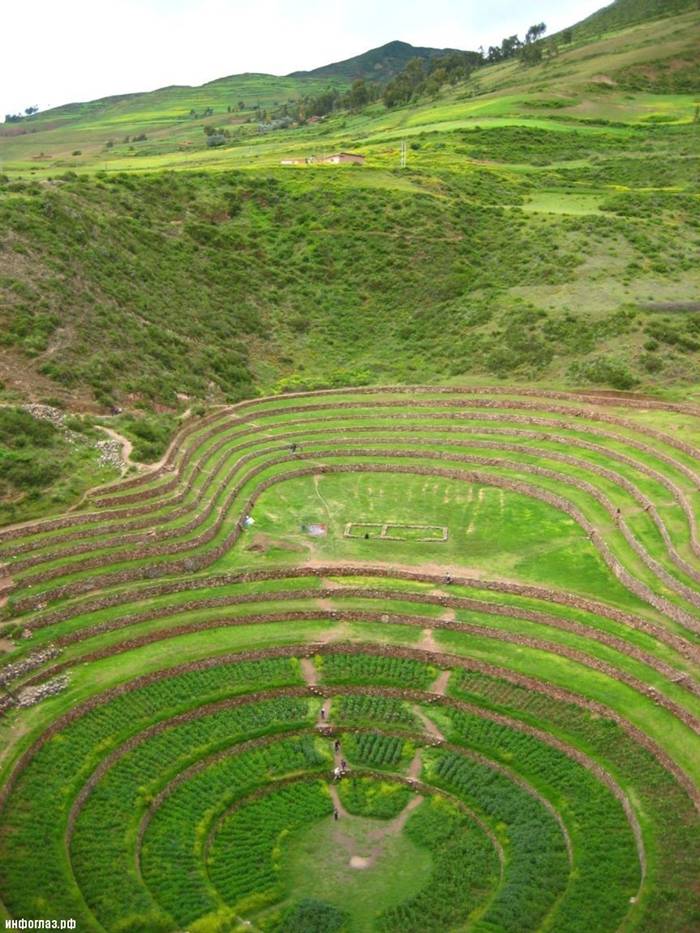 One of the most visually stunning Inca ruins is at Moray, an archaeological site in Peru approximately 50 km northwest of Cuzco and just west of the village of Maras. In a large bowl-like depression, is constructed a series of concentric terraces that looks like an ancient Greek amphitheater. The largest of these terraces are at the center – they are enormous in size, and descend to a depth of approximately 150 meter, leading to a circular bottom so well drained that it never completely floods, no matter how plentiful the rain.